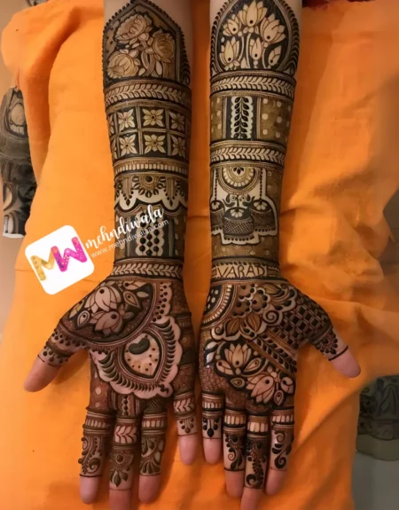 Madhubani-Lotus, Flowers, Jhumki, Checks, Leaves, Design