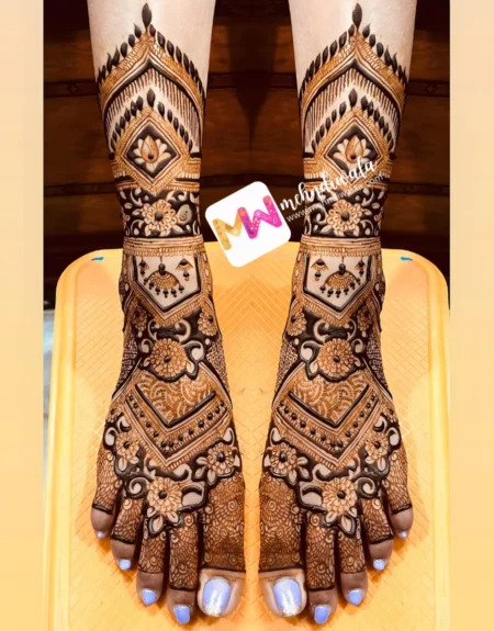 Madhubani- Lotus Flowers, Jhumki, Design