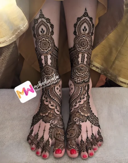 Madhubani- Gol Chakri, Leaves, Design
