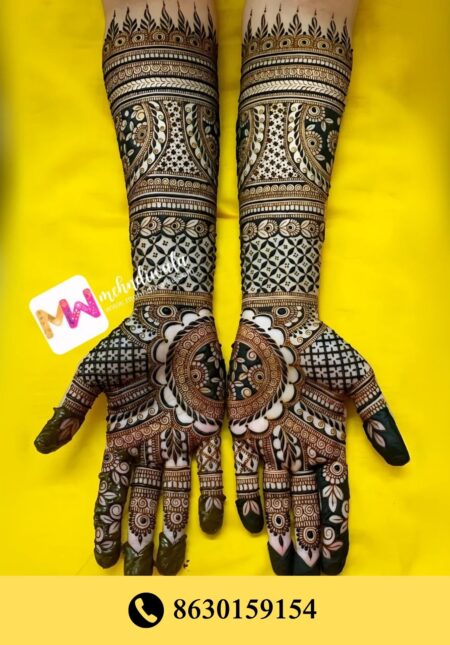 Simple designer mehndi