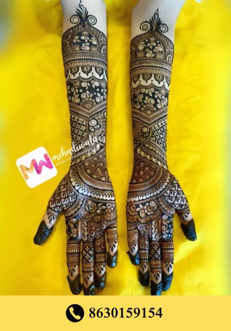 Simple designer mehndi