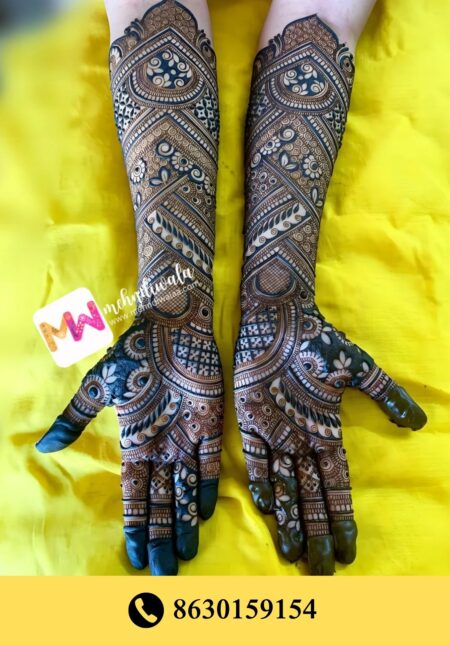 Simple designer mehndi
