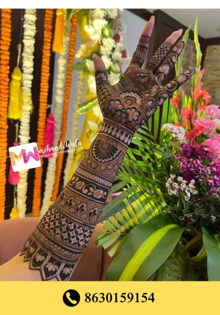 Simple designer mehndi