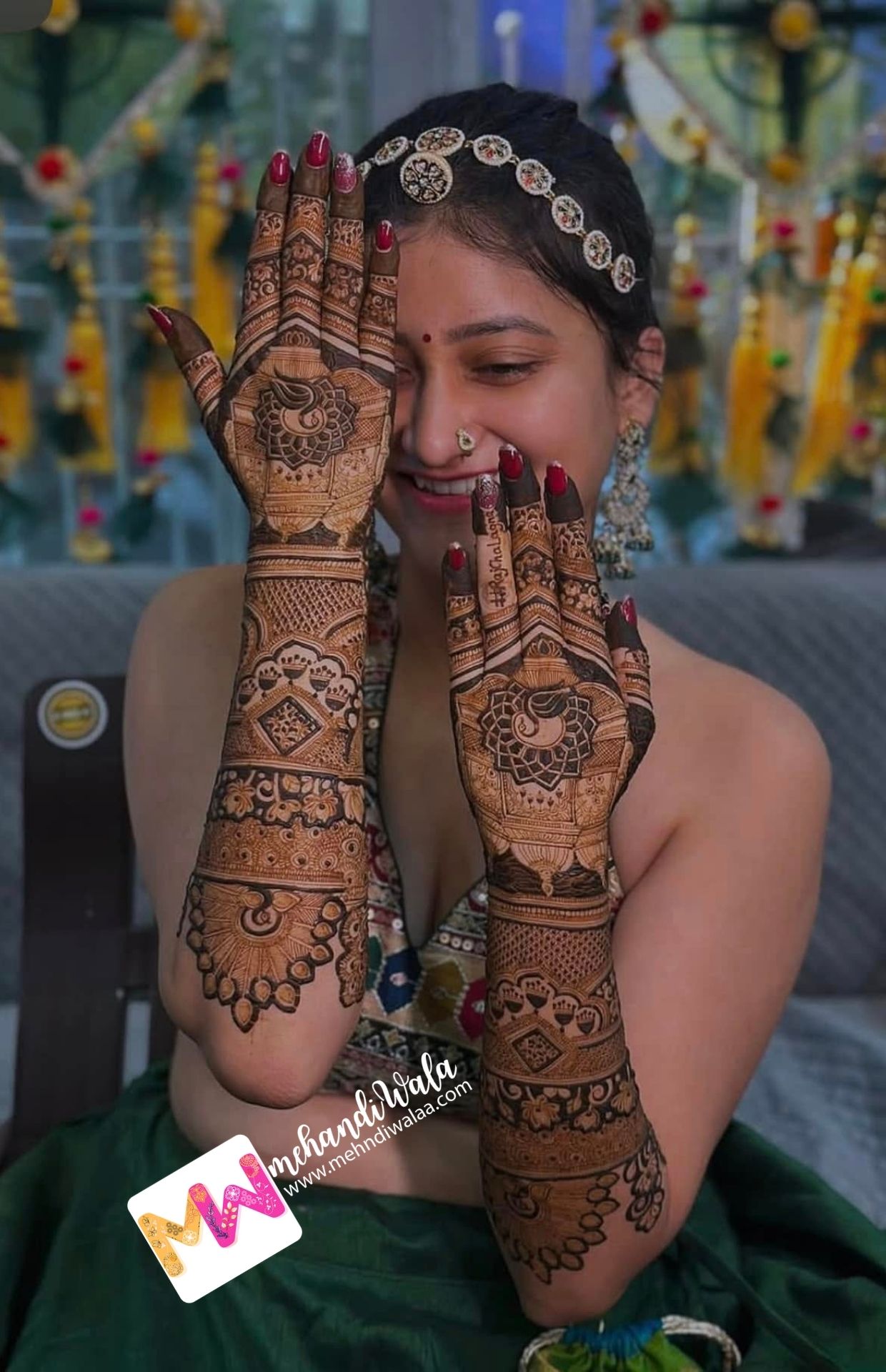 back hand mehndi
